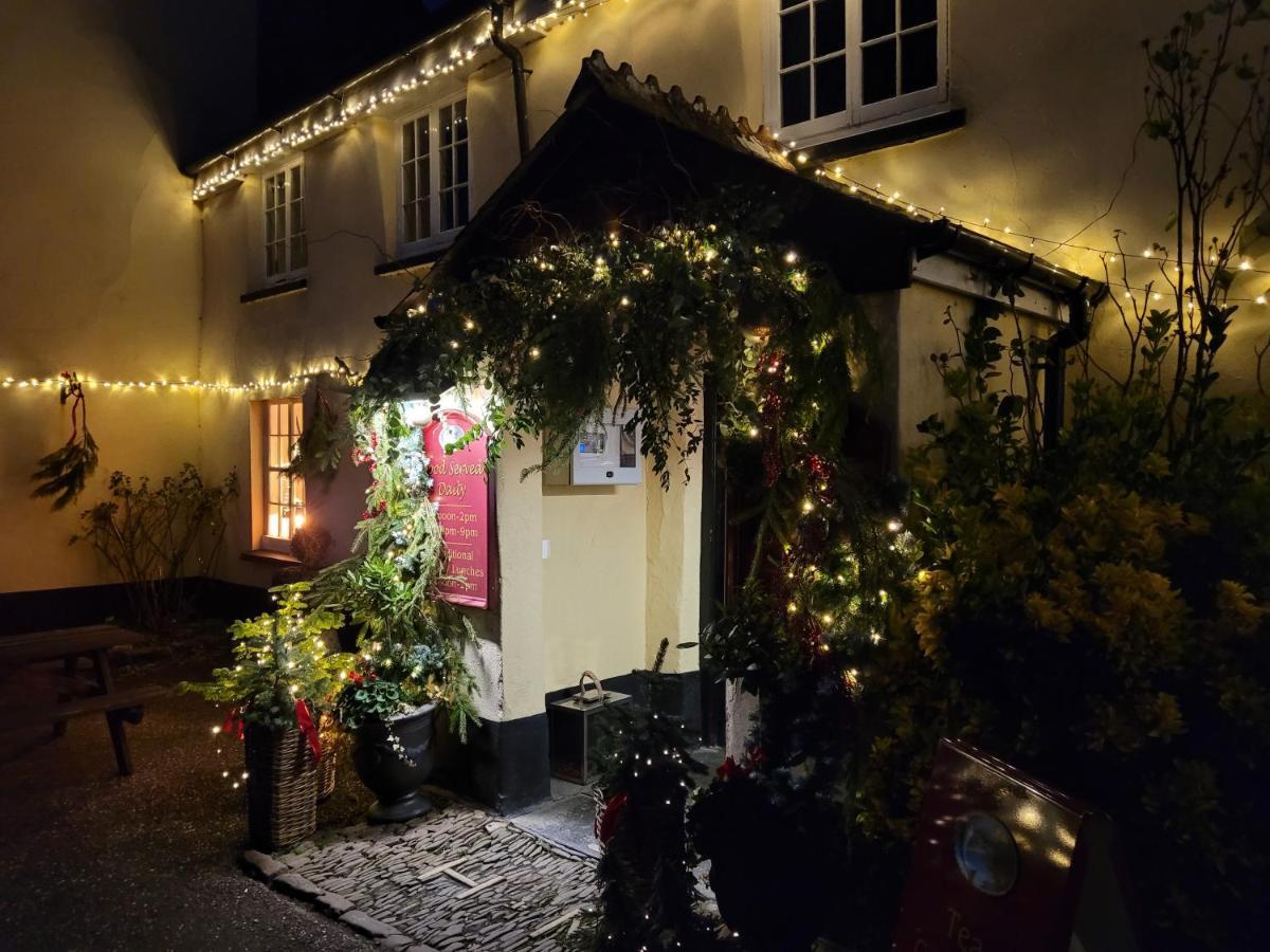 Half Moon Inn Sheepwash Exterior foto